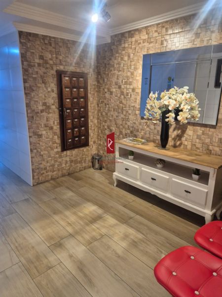 APARTAMENTO DE FRENTE COM 80 m² ,2 QTS, DEPENDÊNCIA COMPLETA E VAGA DE GARAGEM