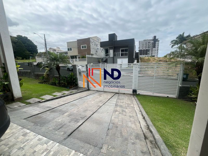 Casa 4 quartos no bairro Pedra Branca