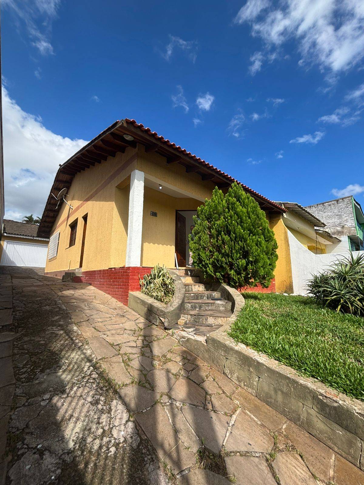 CASA 3d  no bairro Rubem Berta em Porto Alegre - Imobiliária Verde Vale | Alvorada - RS 