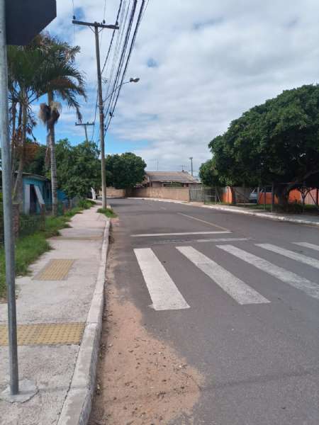 CASA no bairro Maring� em Alvorada/RS
