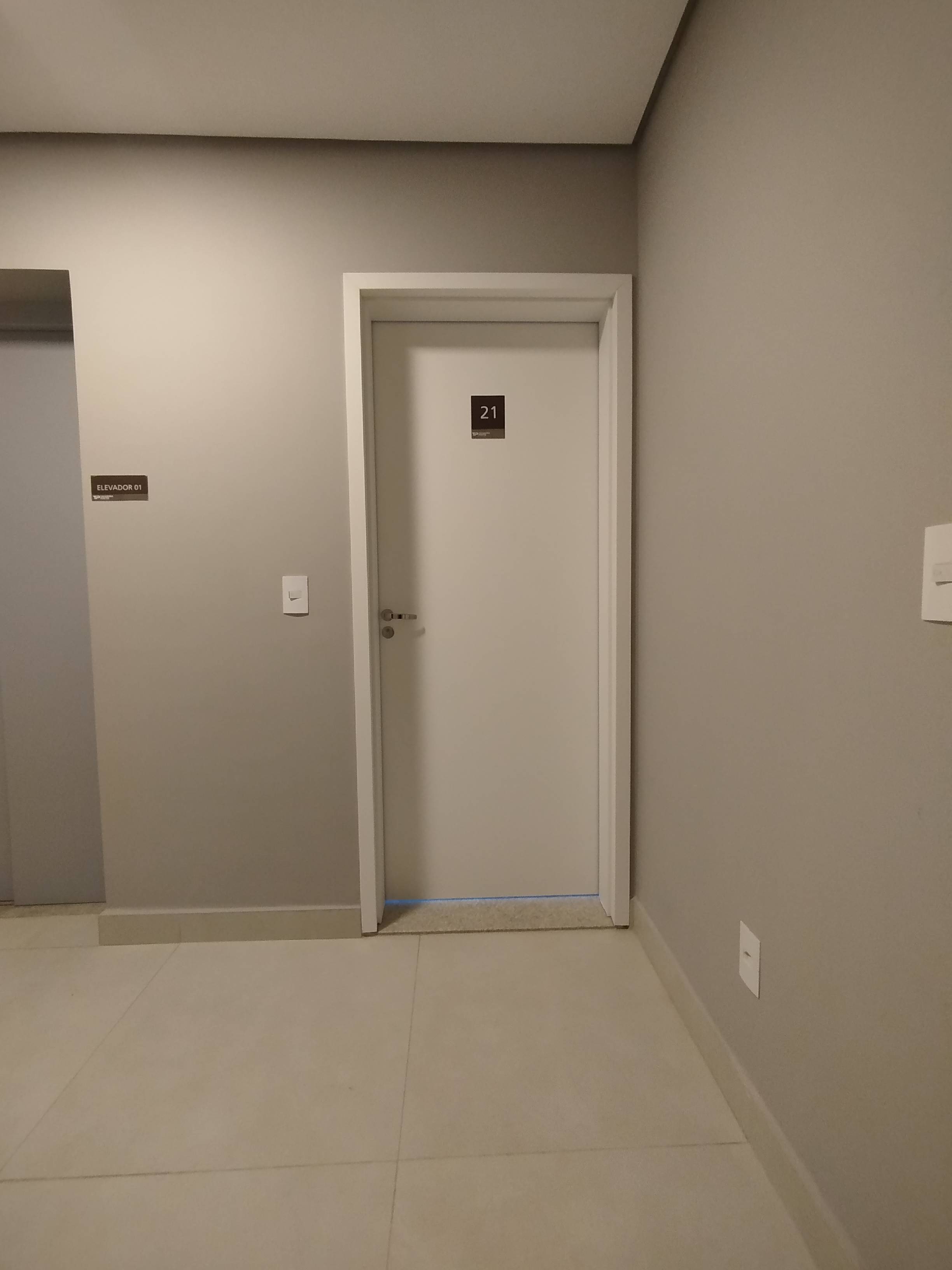 SALA COMERCIAL no Campo do Galv�o