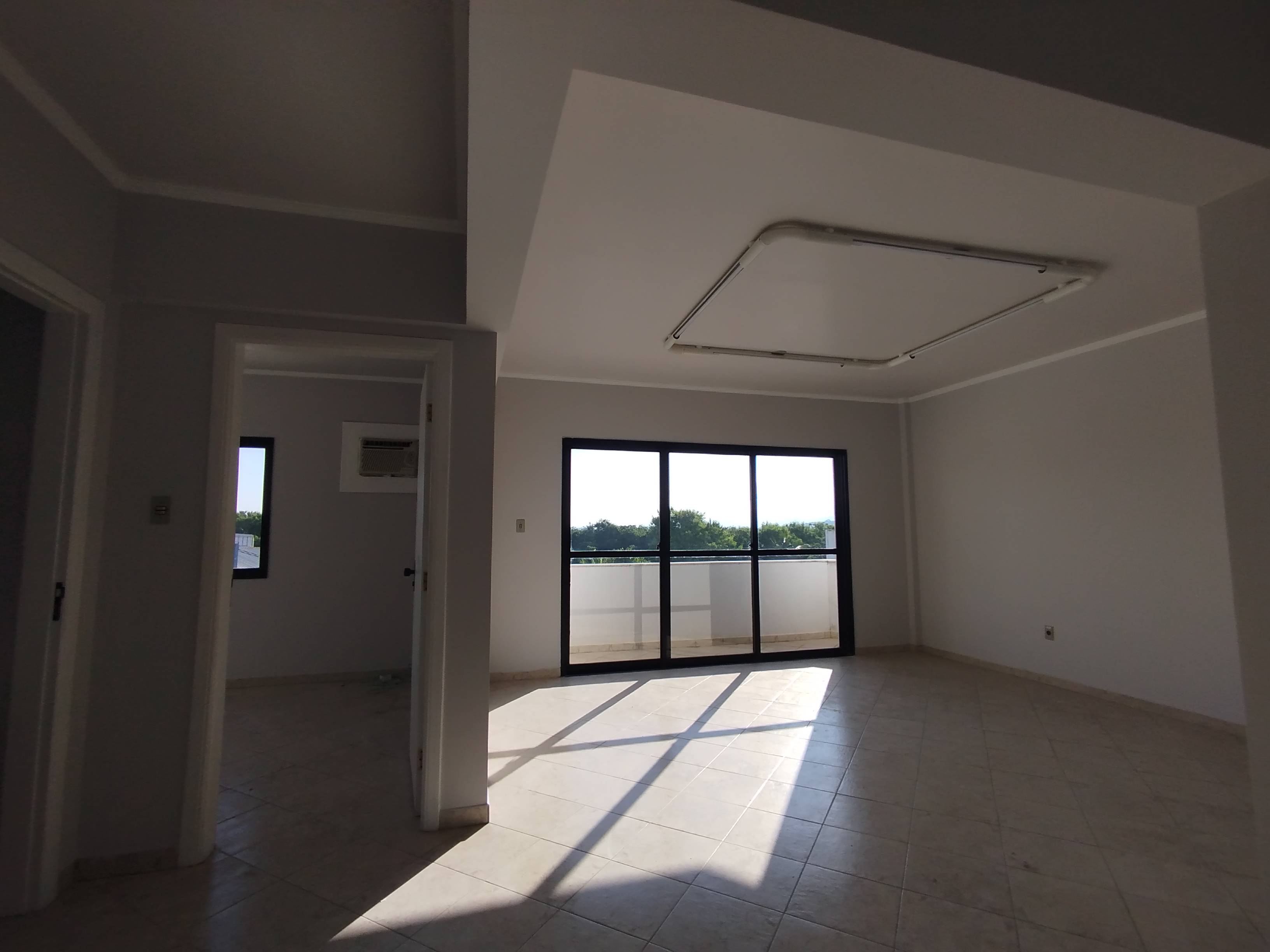 SALA COMERCIAL no Campo do Galv�o