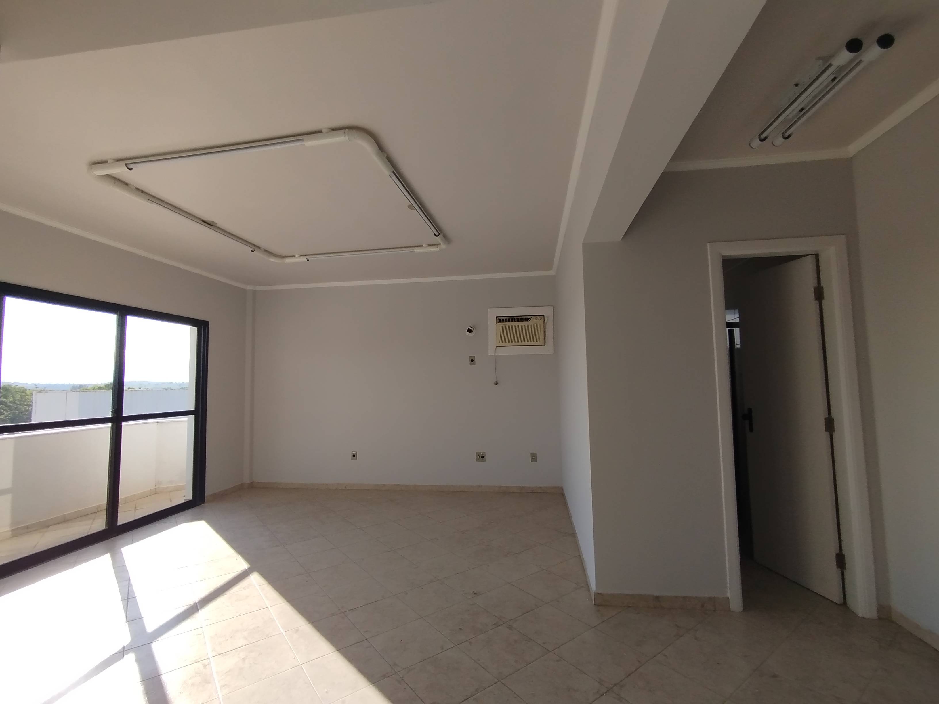 SALA COMERCIAL no Campo do Galv�o