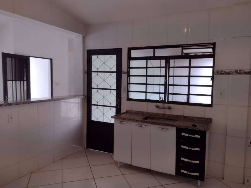 CASA 3 quarto(s)  no Parque das �rvores