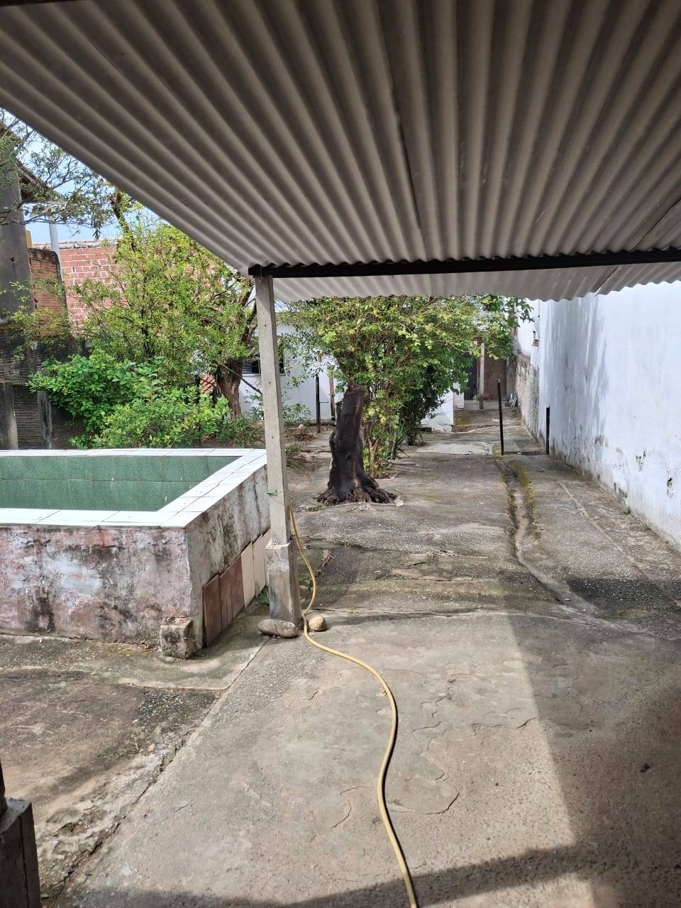 TERRENO+PONTO COMERCIAL no Santa Luzia