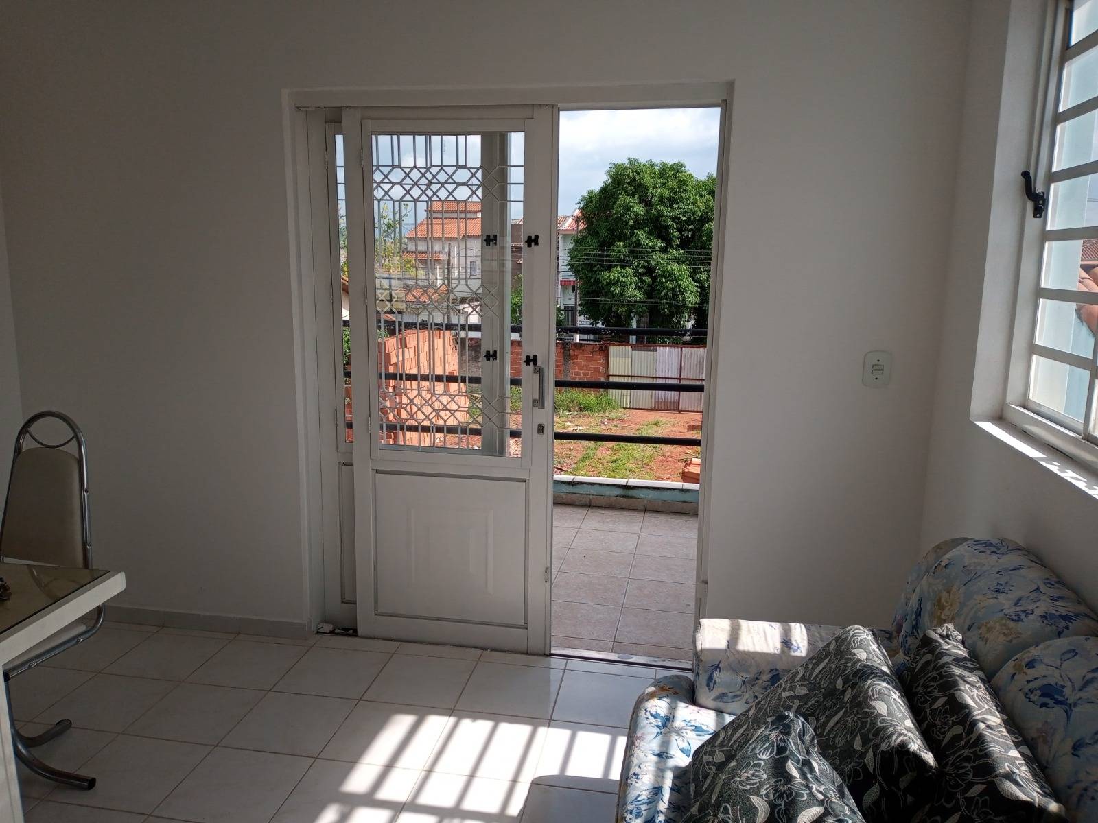 CASA 2 quarto(s)  no Parque das Alamedas