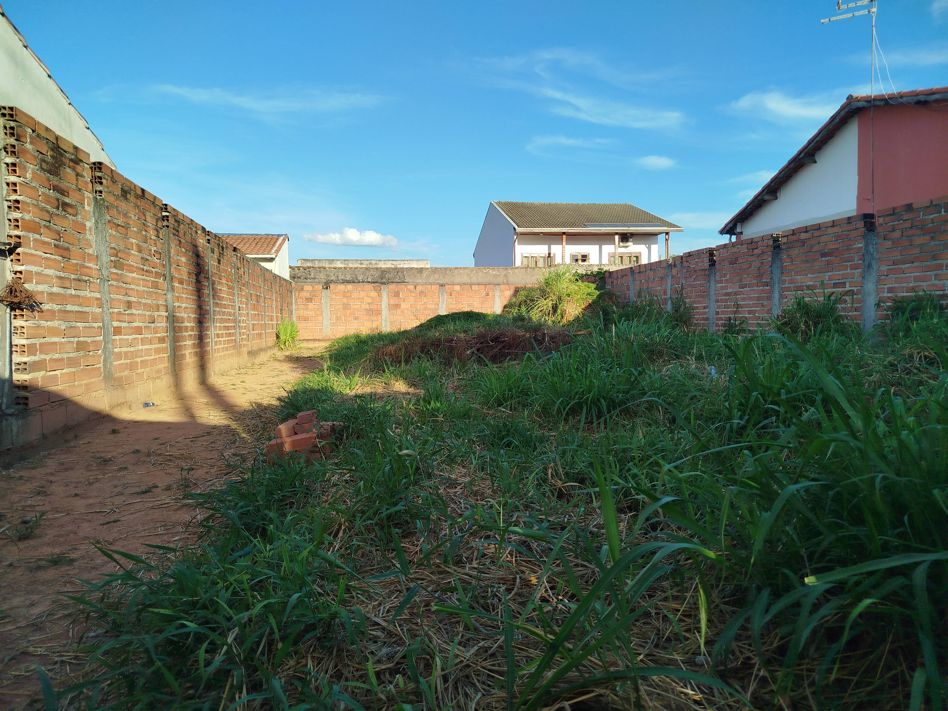 TERRENO no Parque do Sol