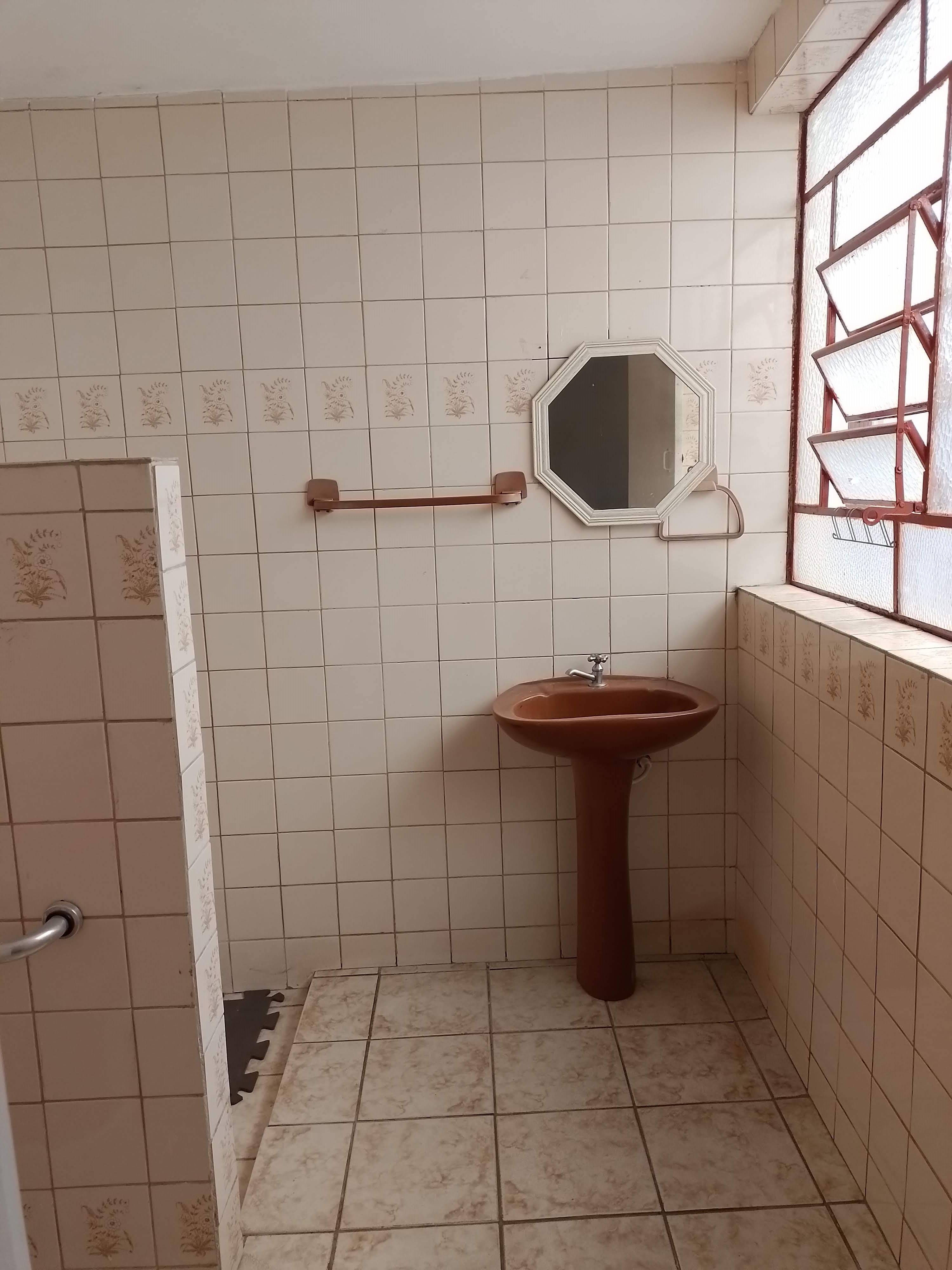 CASA 3 quarto(s)  no Vila Comendador Rodrigues Alves